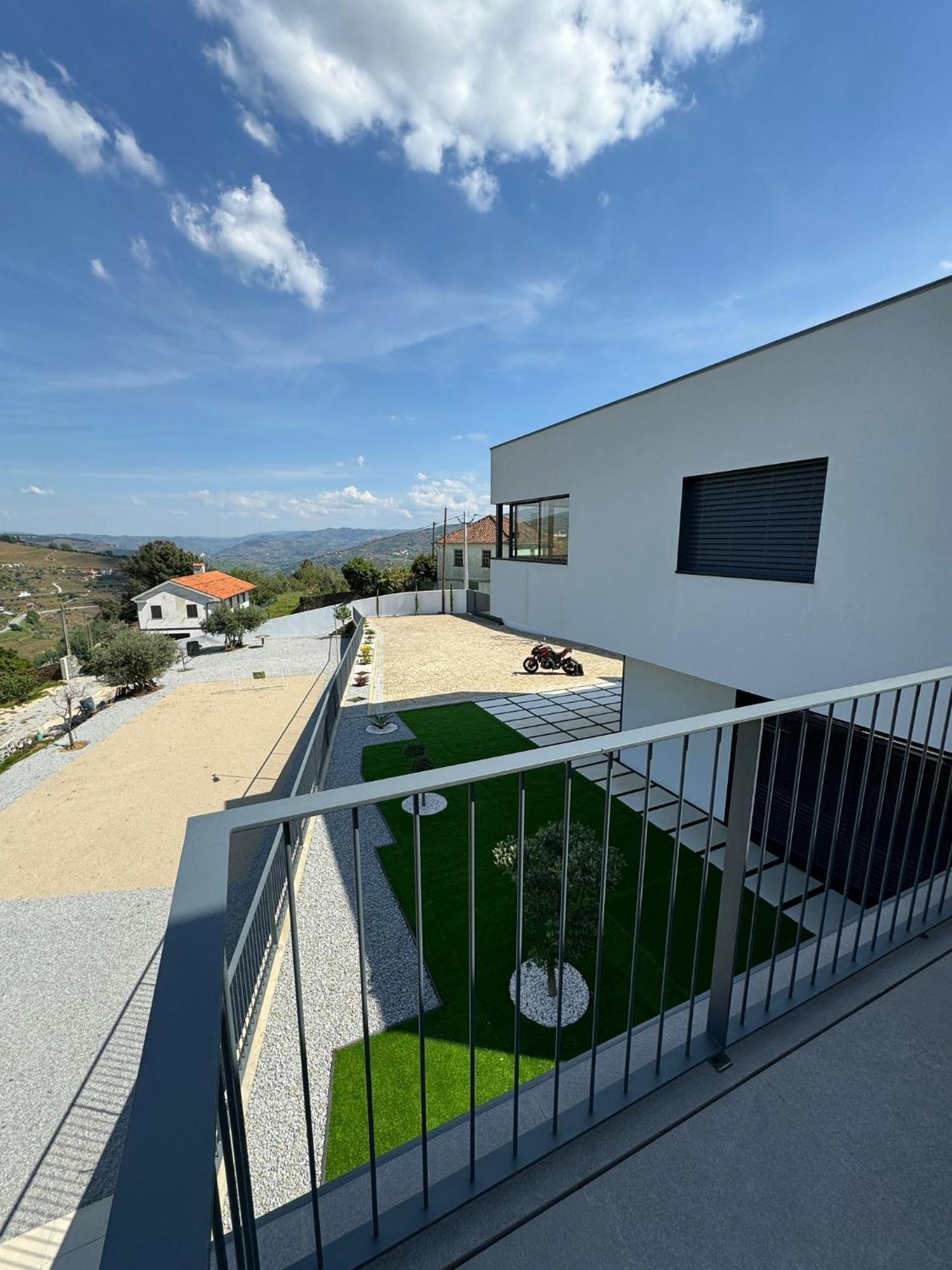 Douro - Quinta Manas - Baiao * Alcarias (Baiao)